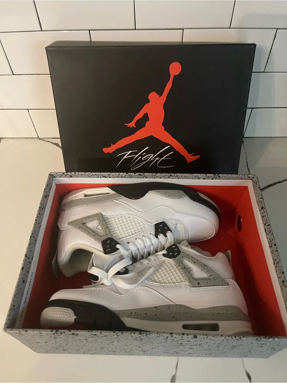Men’s Retro 4 White Cement Size 6.